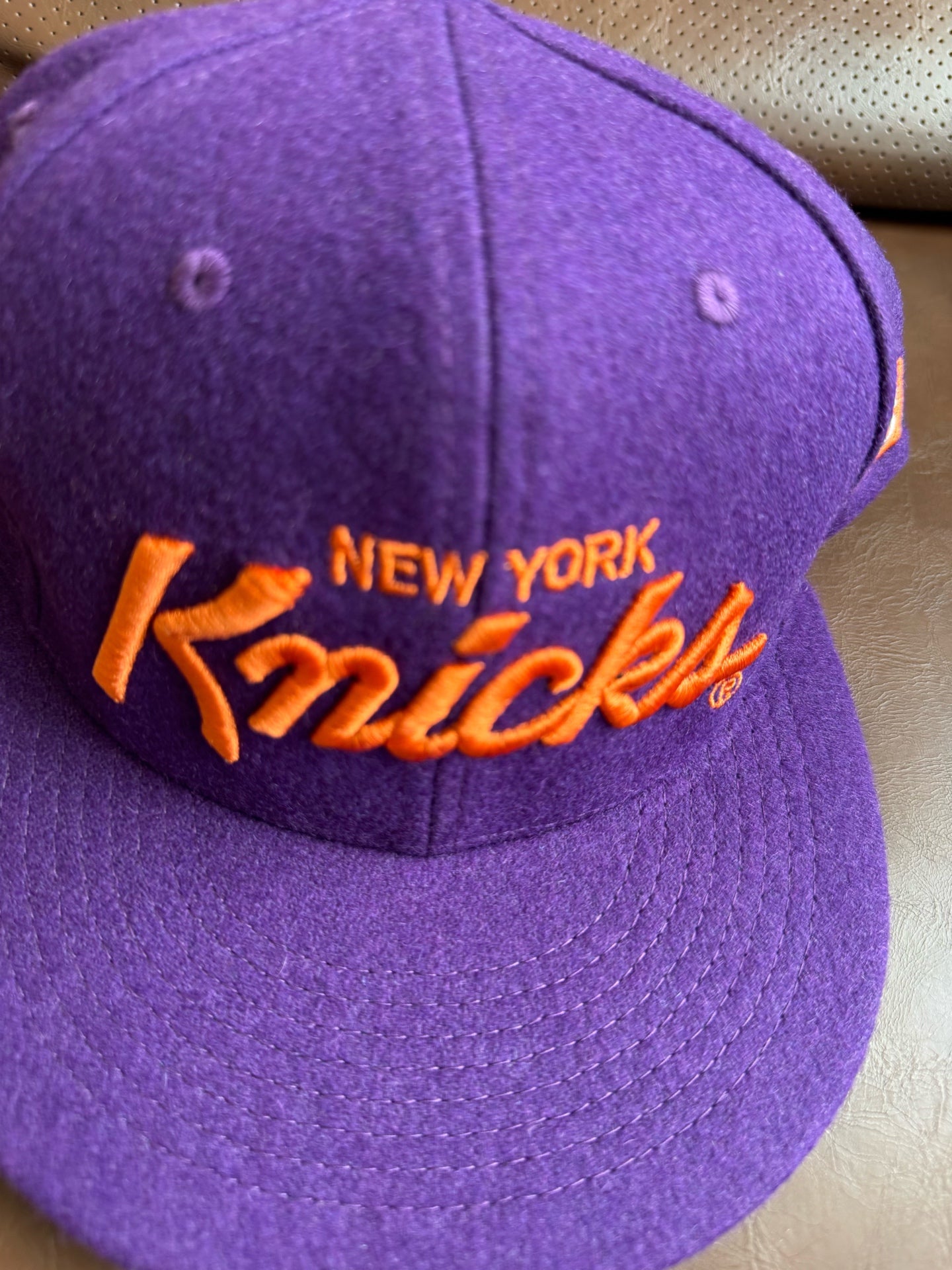 New York Knicks Vintage Recreation Baseball Cap - close up embroidery