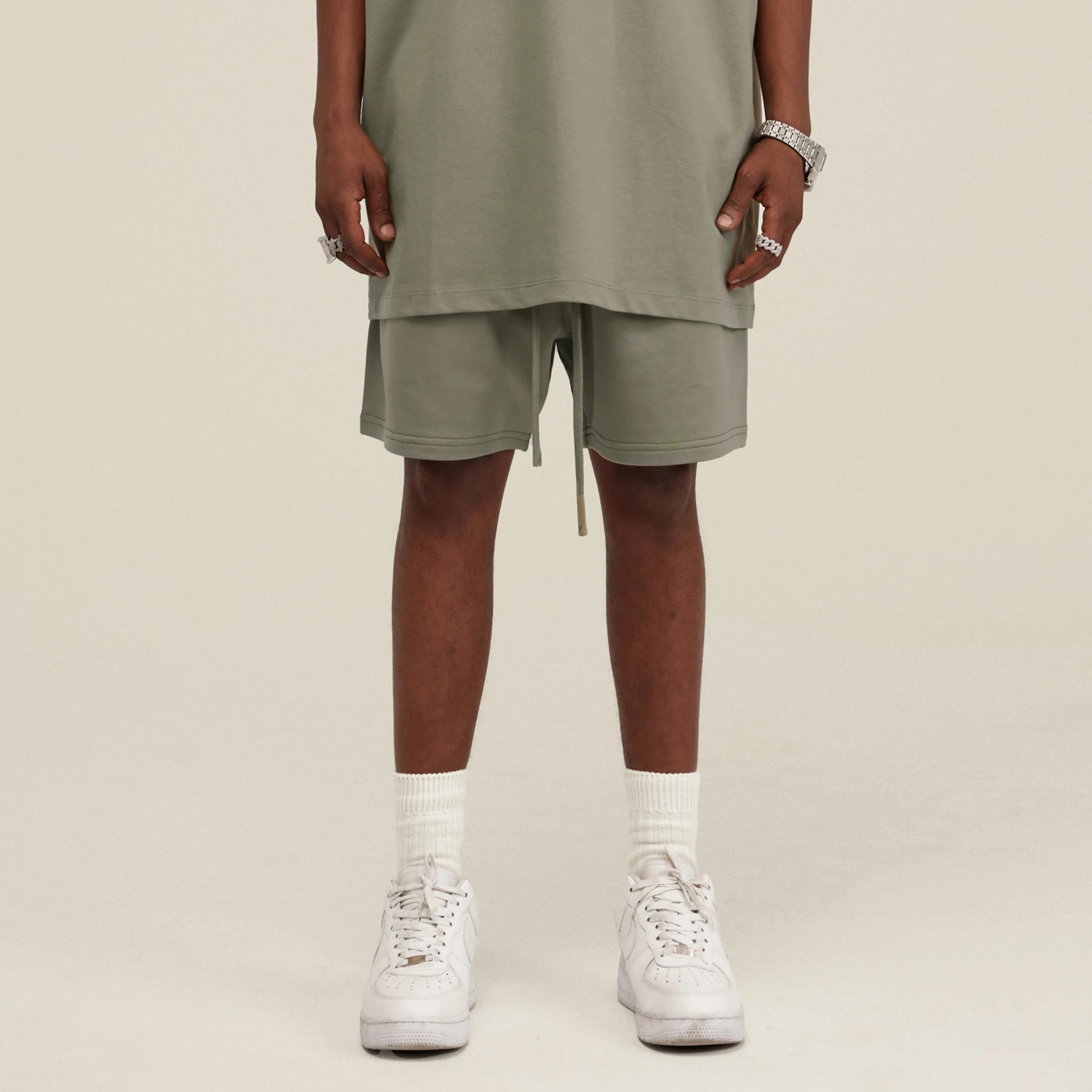 Fleece lined Oversized Sweatshorts [Artichoke]