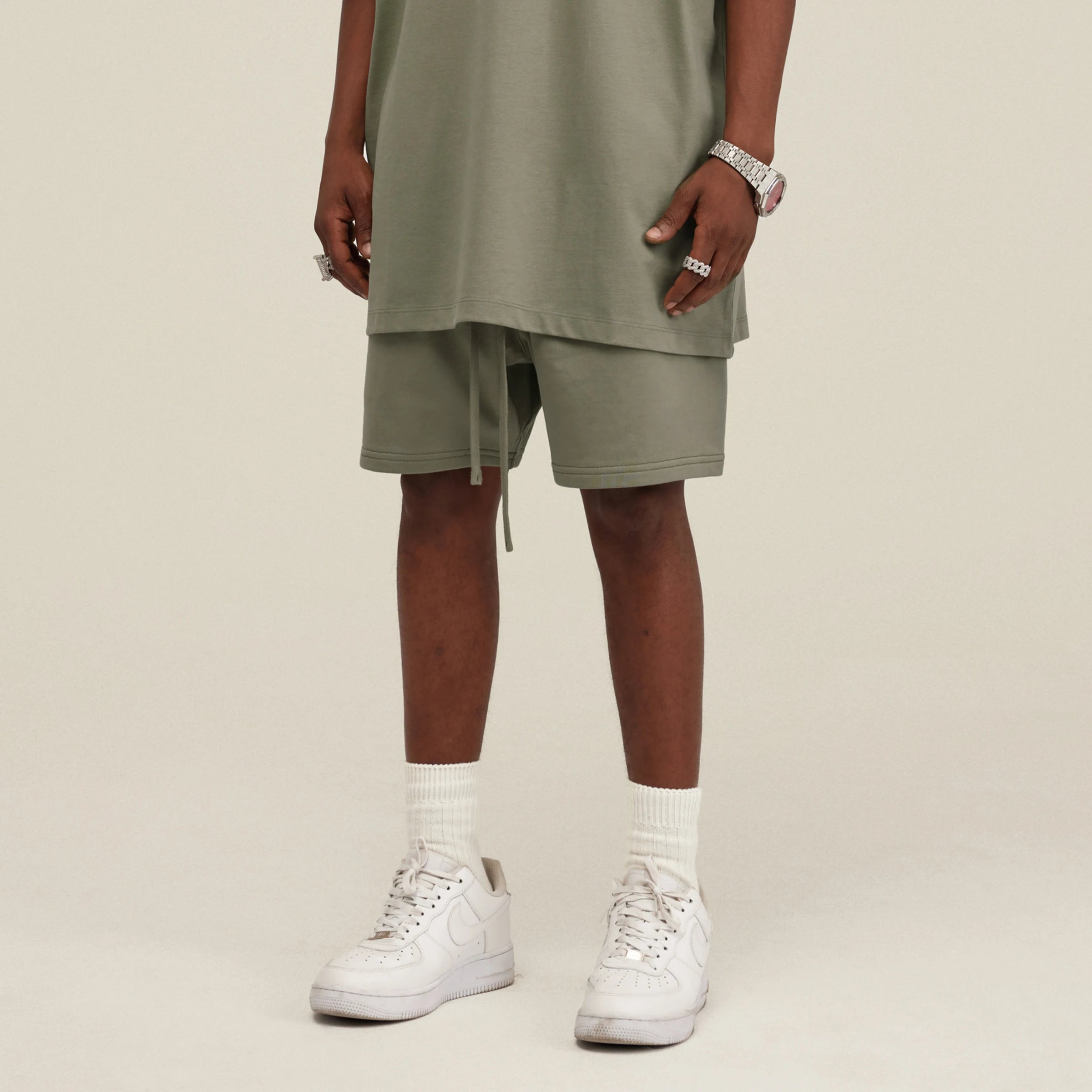 Fleece lined Oversized Sweatshorts [Artichoke]